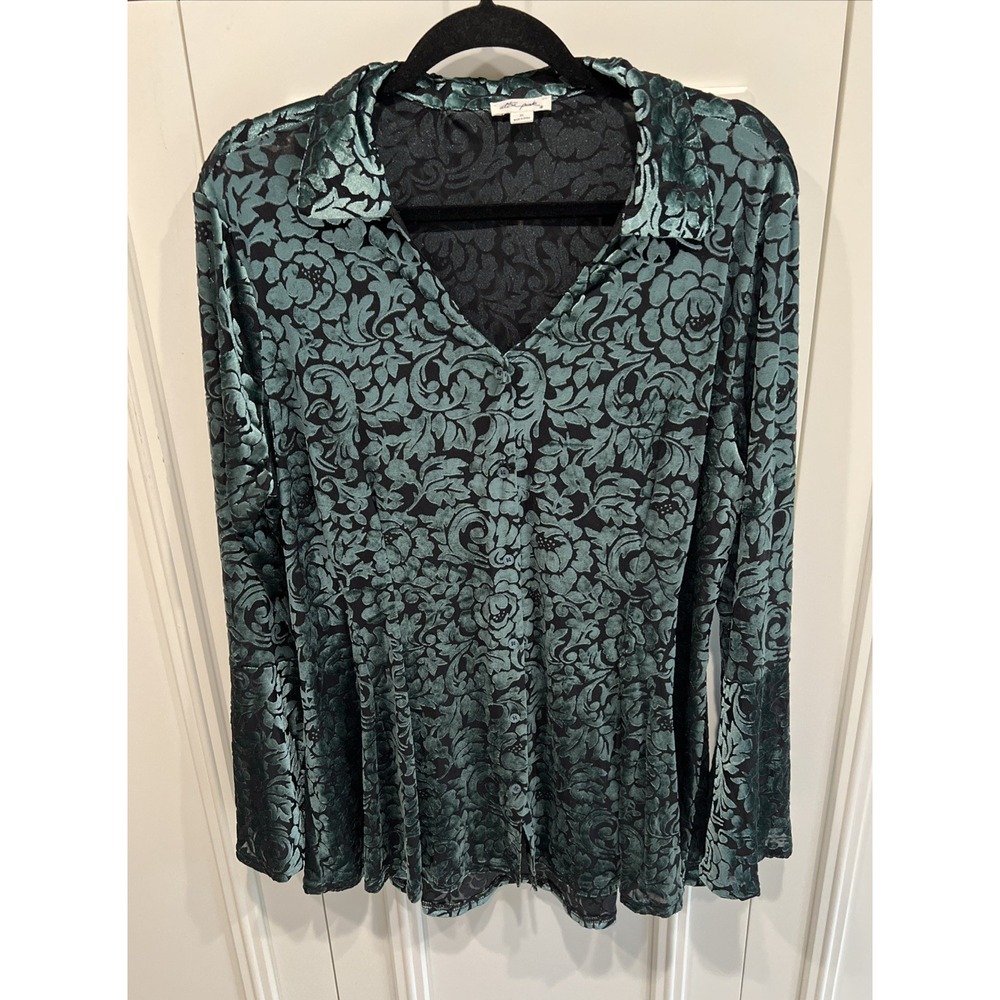Womens Green Blouse XL Velvet Burnout Top Flare Sleeve Floral Whimsy Goth Fairy